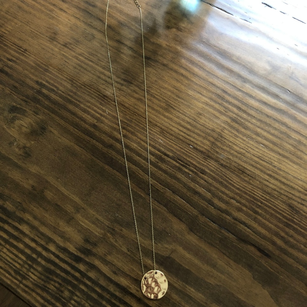Gold Tone Necklace